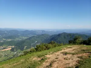 Parque Natural Municipal Freymund Germer (MORRO AZUL)