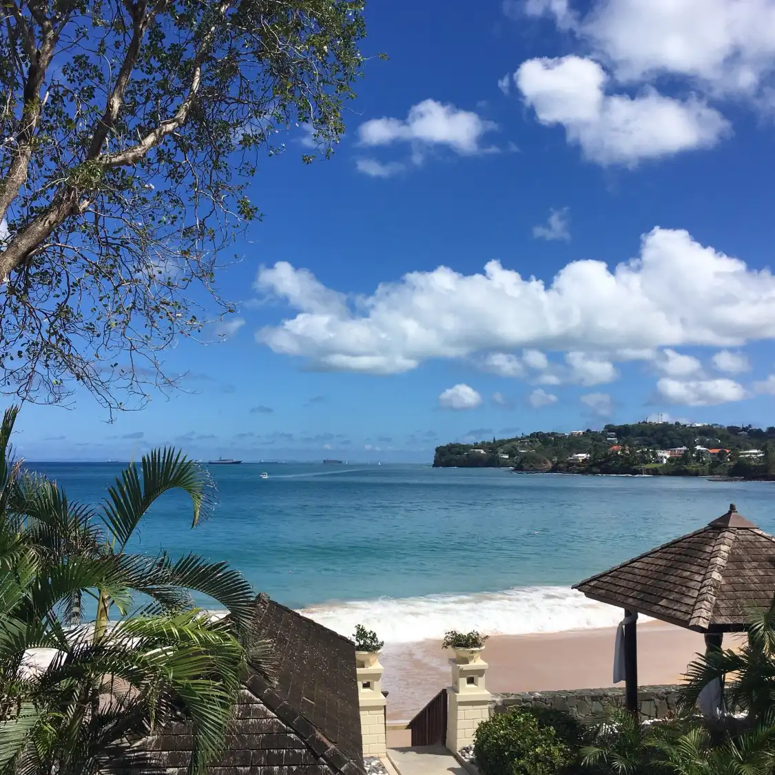 Hotels near La Toc Beach