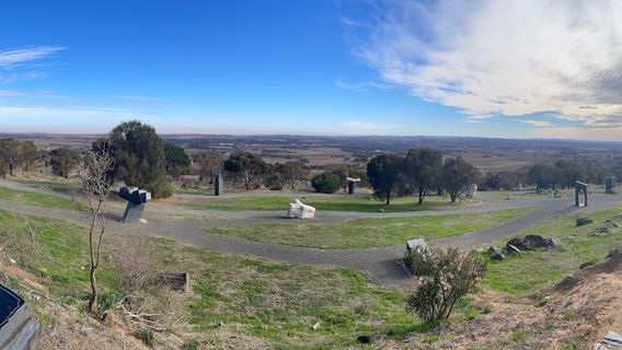 Mengler's Hill Lookout  Sculpture Park