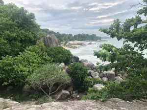 Pantai Turun Aban / Turun Aban Beach