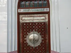 Mahboob Masjid