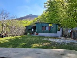 Izletište i skijalište Jarki