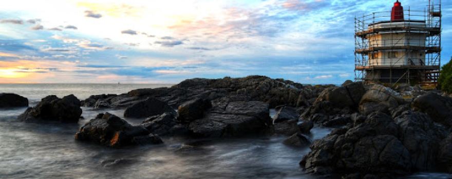 Stirling Point Light Beacon Station