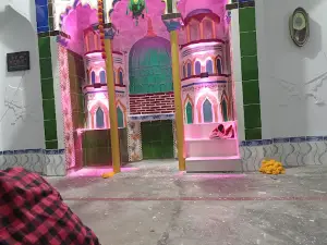 Pachkhora Kalan, Masjid