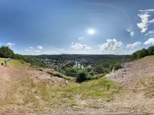 Irving Cliff, Gibbons Park