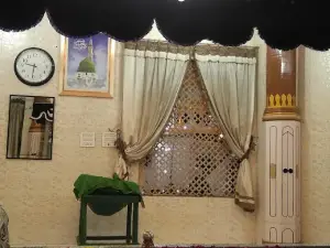 Asthana-E-Yazdani