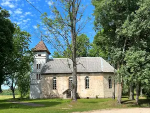 Snēpeles muižas pils