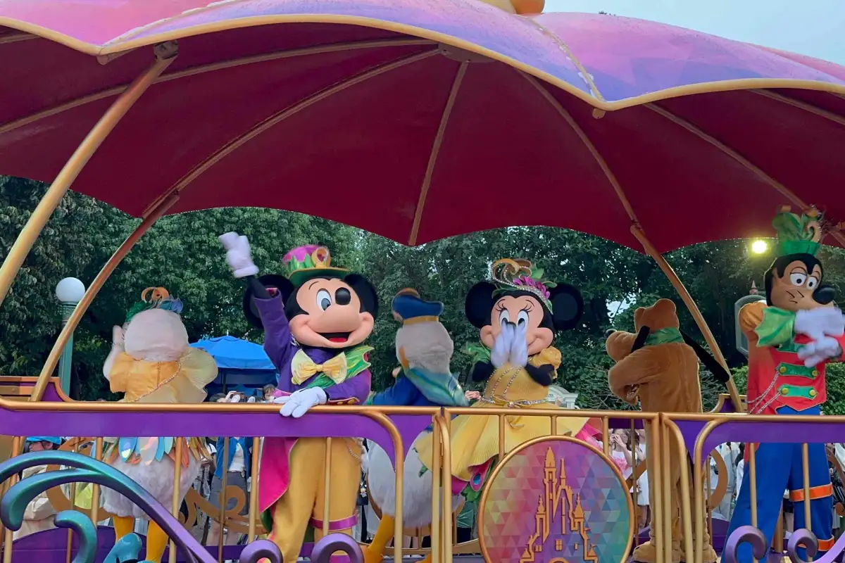 Hong Kong Disneyland Tickets & Premier Access