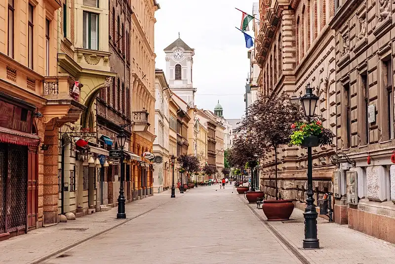 5_Vaci Street