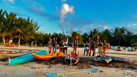 Choza Pink by Azul Tourquesa Kayaking