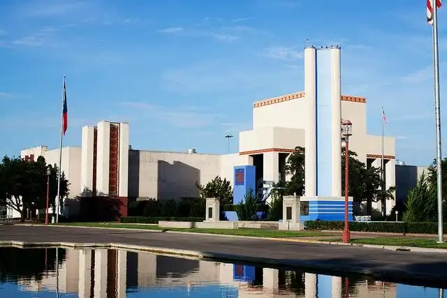 Hotels near Fair Park