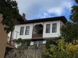 Niksar Castle