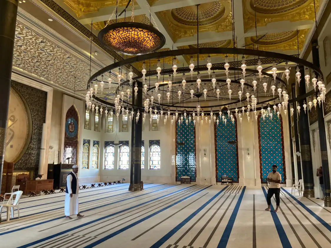 Hotels near Katara Mosque
