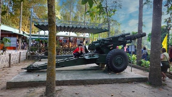 Ben Dinh War Tunnels