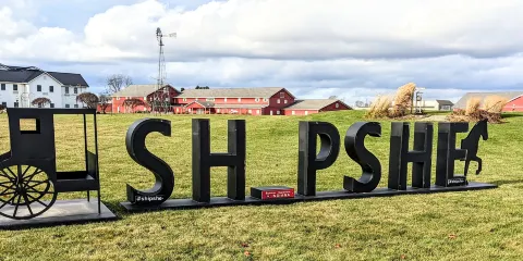 Menno-Hof Mennonite - Amish Visitor Center