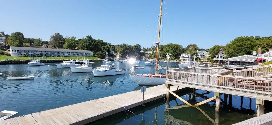 Hotels near Perkins Cove