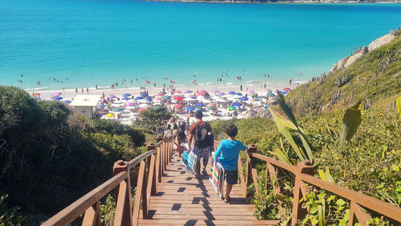 Escadaria das Prainhas do Pontal do Atalaia