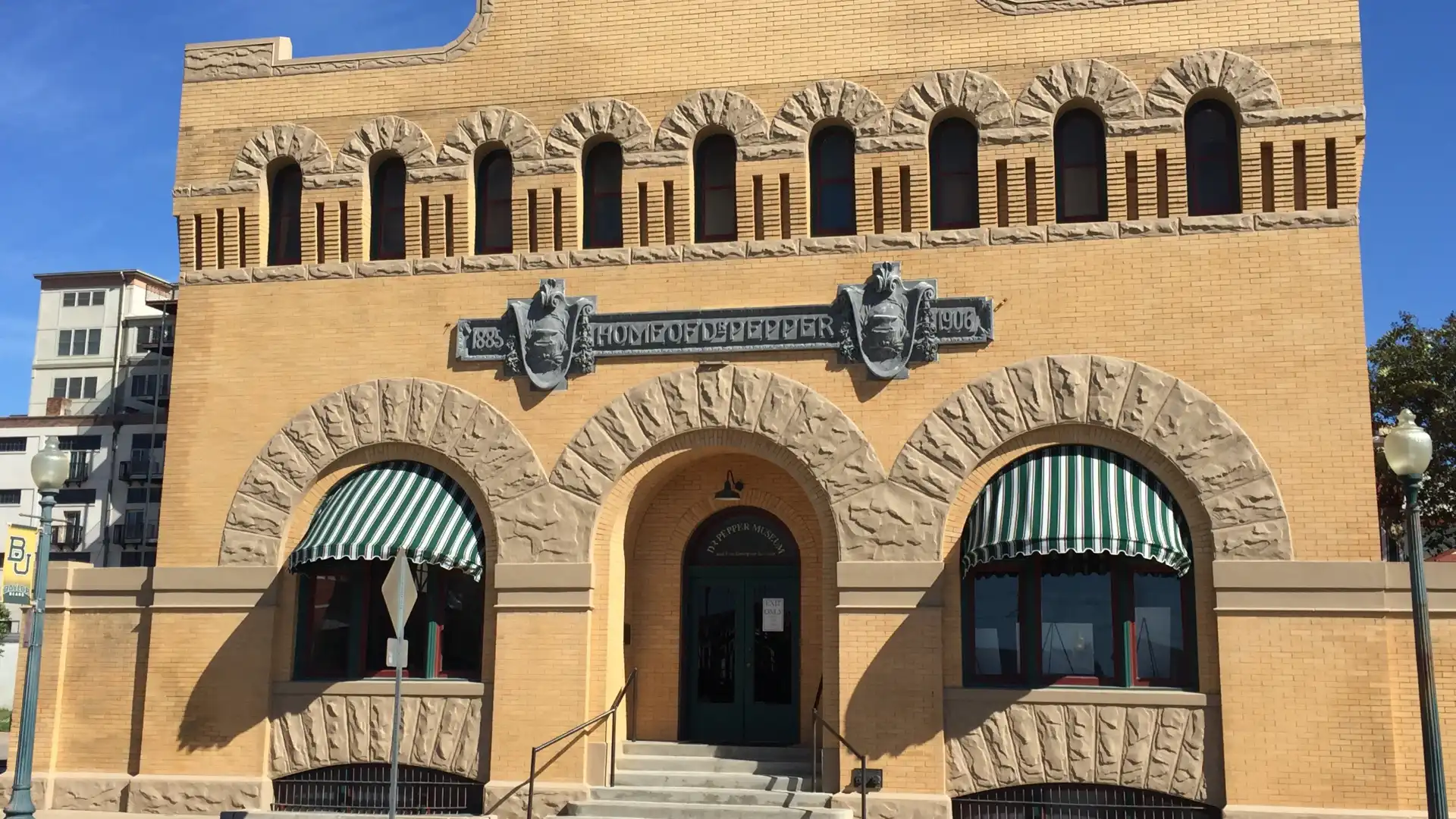 Hotels near Dr Pepper Museum