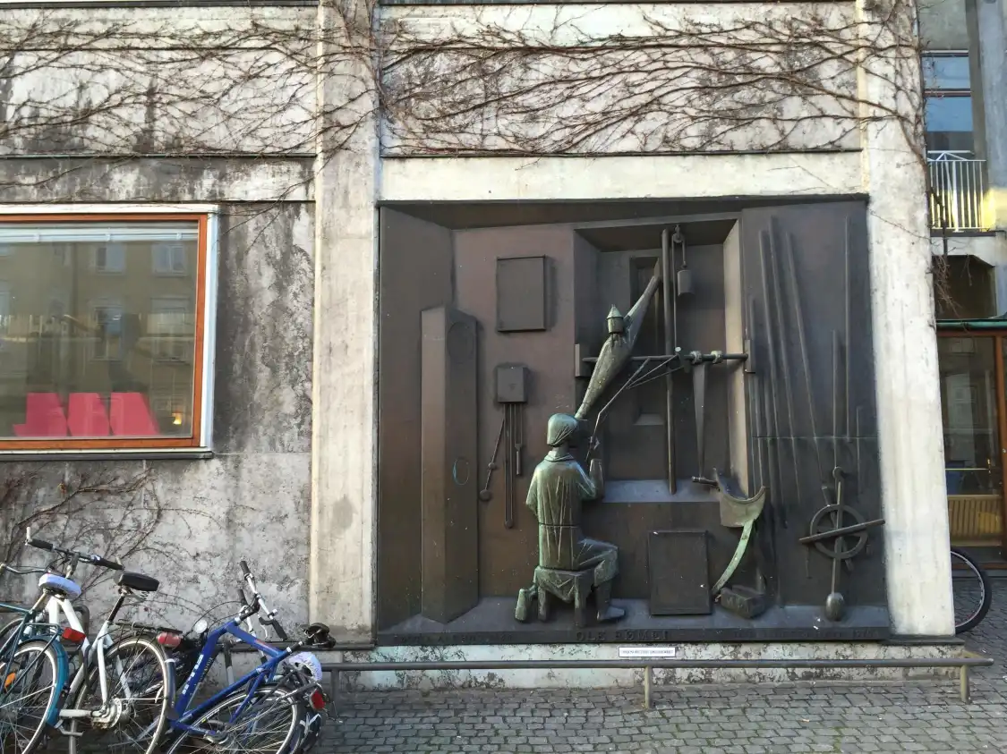 Hotels near Minderelief For Ole Romer
