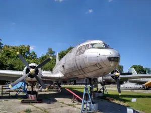 Muzeum Letecke a Pozemni Techniky