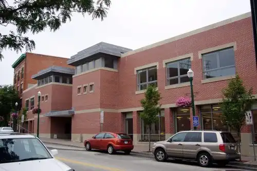 Hotels near Otis Library
