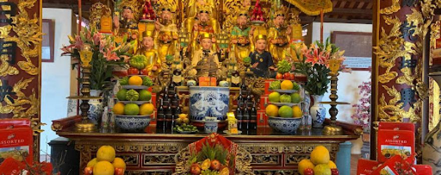Cẩm Trướng Linh Từ