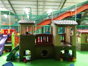 Wunderkiste Game & Fun Park, Indoor -. Outdoor - Game Park