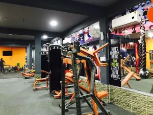Myra Gym & Fitness