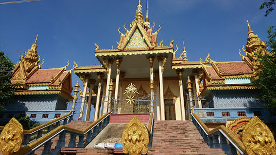 ព្រះវិហារនិងប្រាសាទសំរោងក្នុងSomrongknong Temple