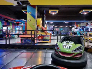Mastizone | Crown Mall | Lucknow | Bowling Alley | Trampoline | Kids Play | Circket Simulator | Bumper Cars |