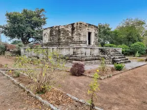 Sakor Damoh temple