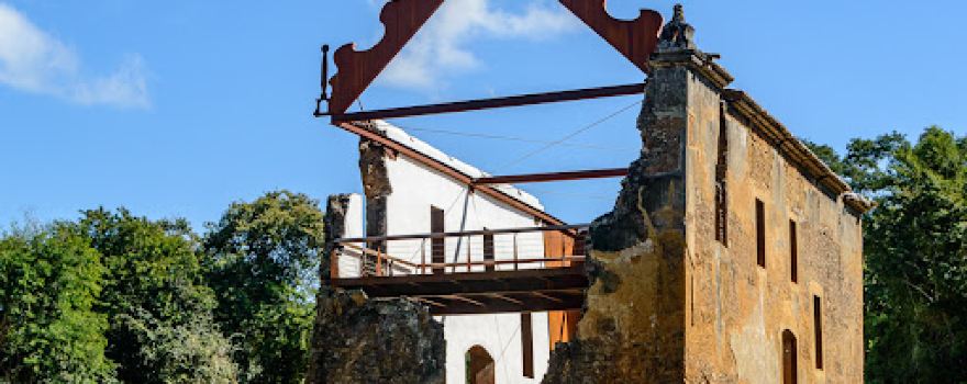 Ruínas da Igreja de São José do Queimado