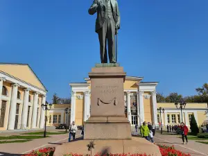 Pamyatnik "Griby S Glazami"