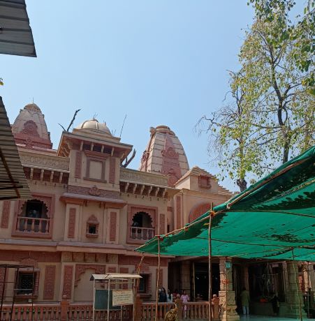 Shri Ganesh Mandir Tekdi