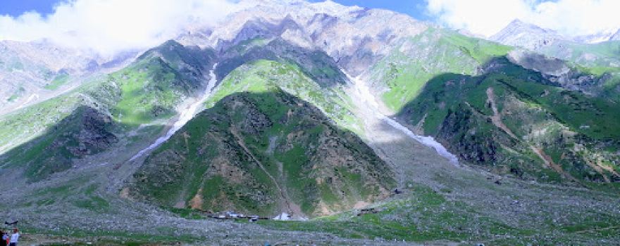 Saif ul Malook National Park