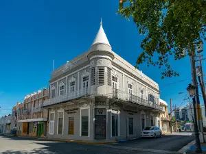 Plaza Pública de Aguadilla Rafael Hernández Marín