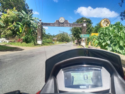 Infanta Quezon Welcome Arch (Gumian)