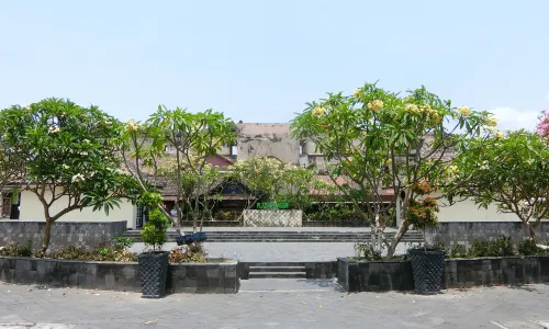 Ngasem Traditional Market