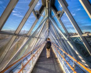 香港-博德 機票酒店 自由行