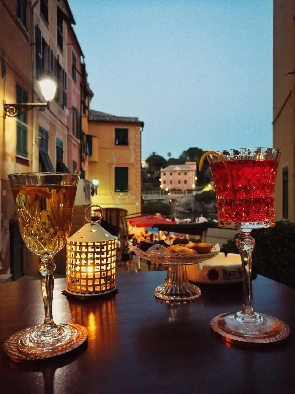 Hotels near Cubilla American Bar