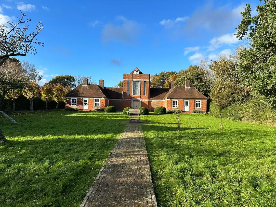 Hotels near National Trust - Sandham Memorial Chapel