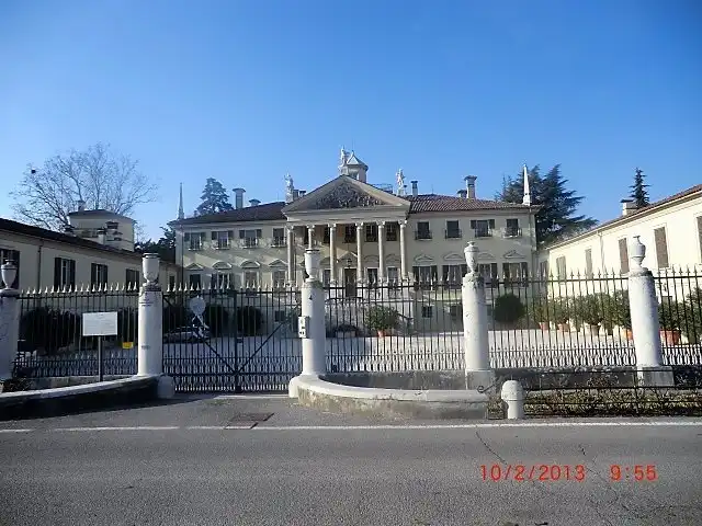 Hotels in Mazzano