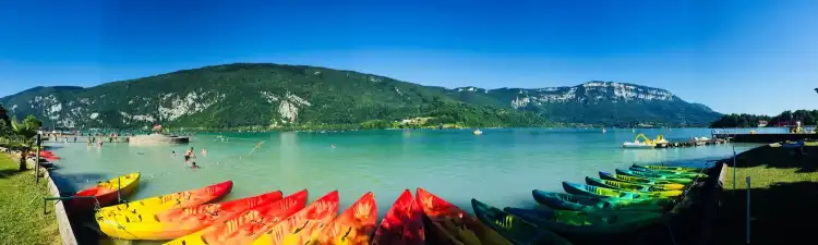 Hotels in Lepin-le-Lac