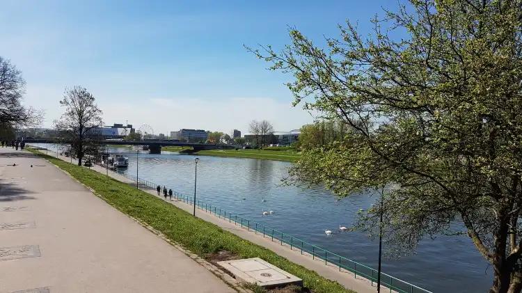 Hotels near Railway viaduct in Cracow Grzegórzki
