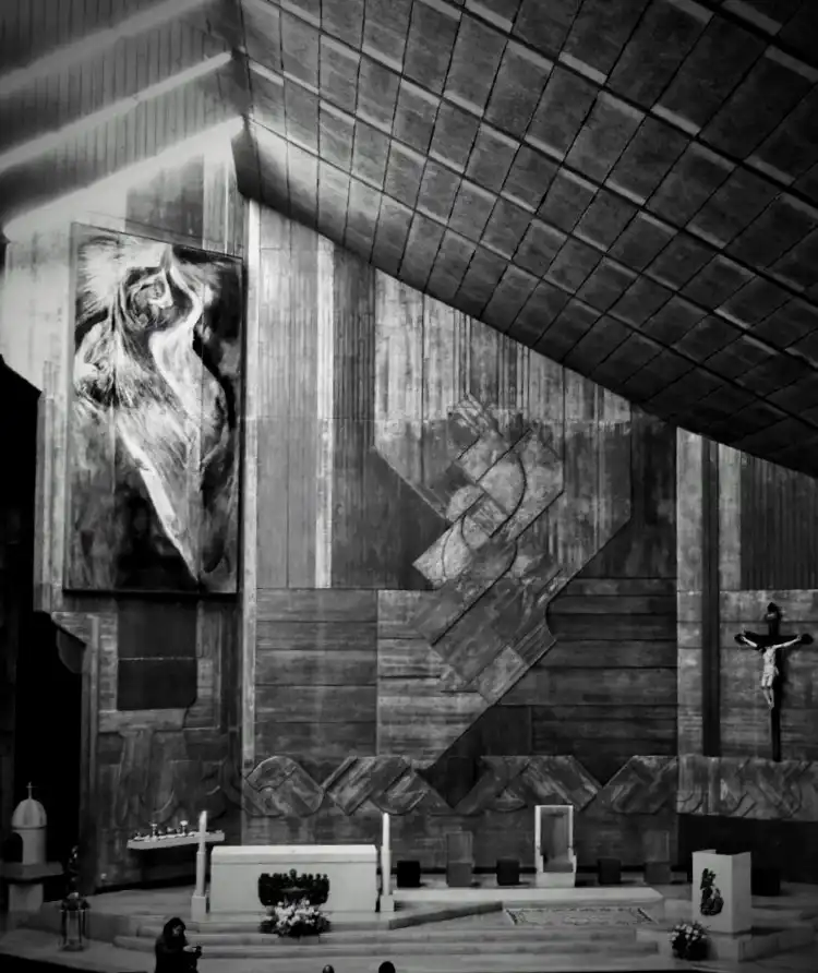 Hotels near Igreja De Nossa Senhora Da Assunção
