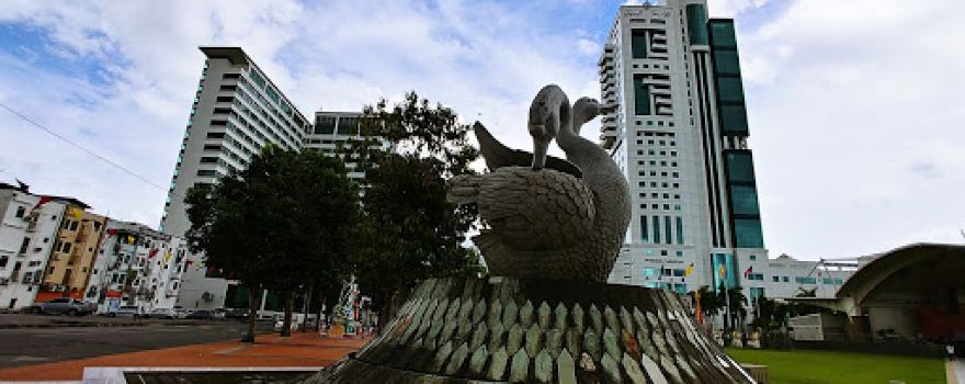 Tun Tuanku Bujang Square(Sibu Town Square)