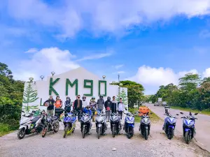 Infanta Quezon Welcome Arch - (Marcos Hwy)