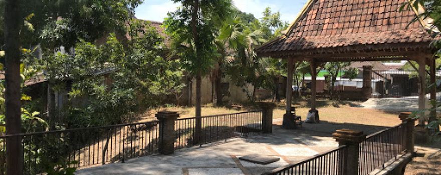 taman hutan lemah putih
