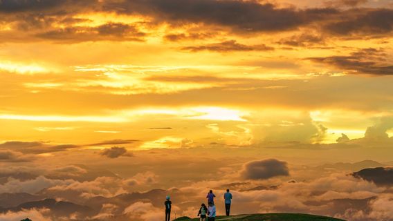 Luoding Windmill Mountain - Campsite