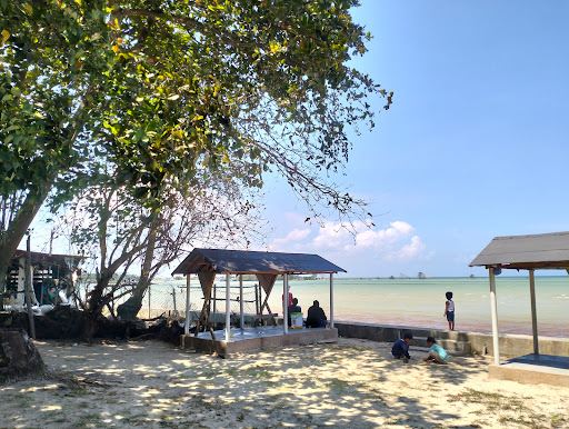Pantai Melayu Batu Besar Batam